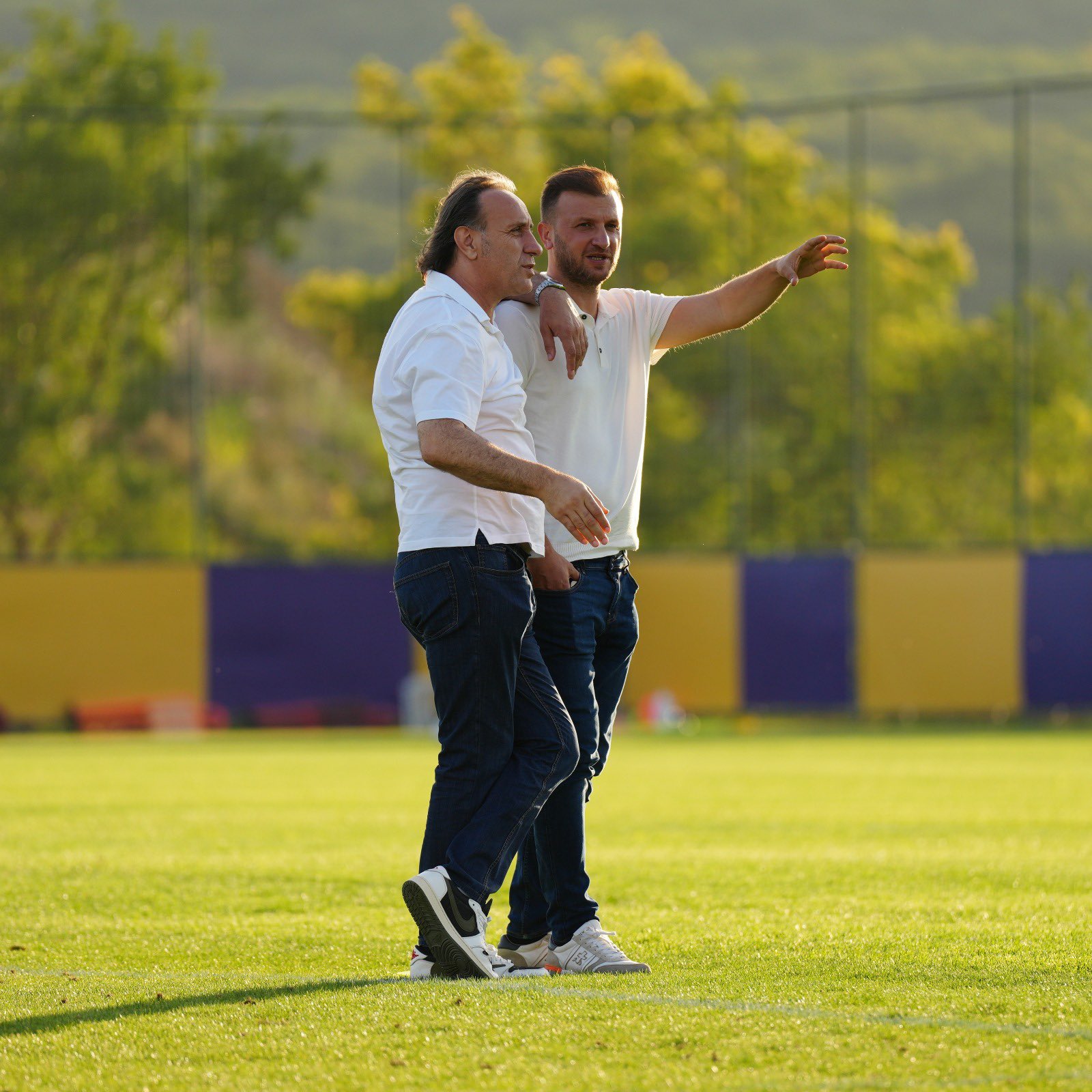 a5772dfa2eb9747daae6afedd97a5813.jpg